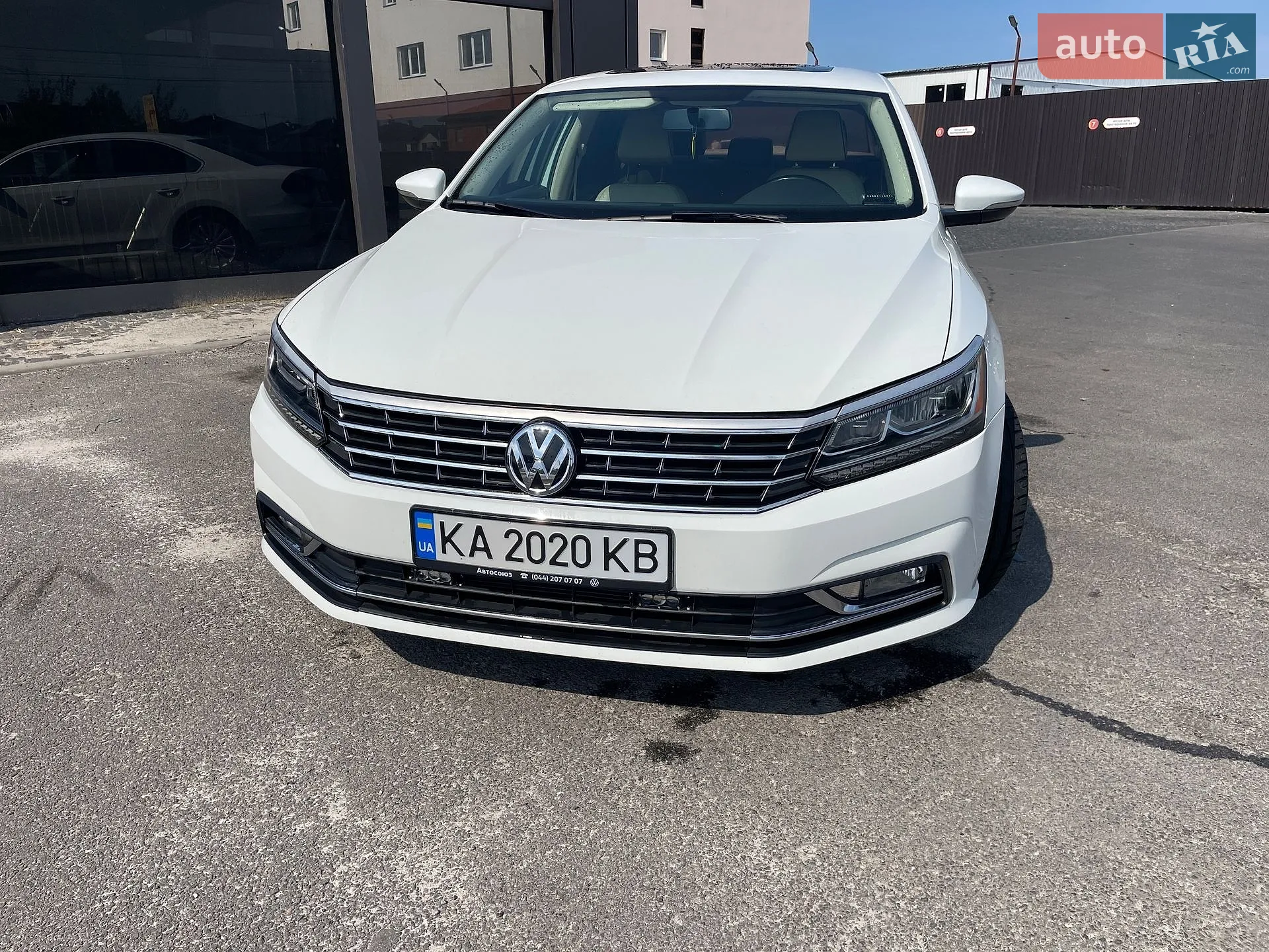 2016 Volkswagen Passat - фото 1