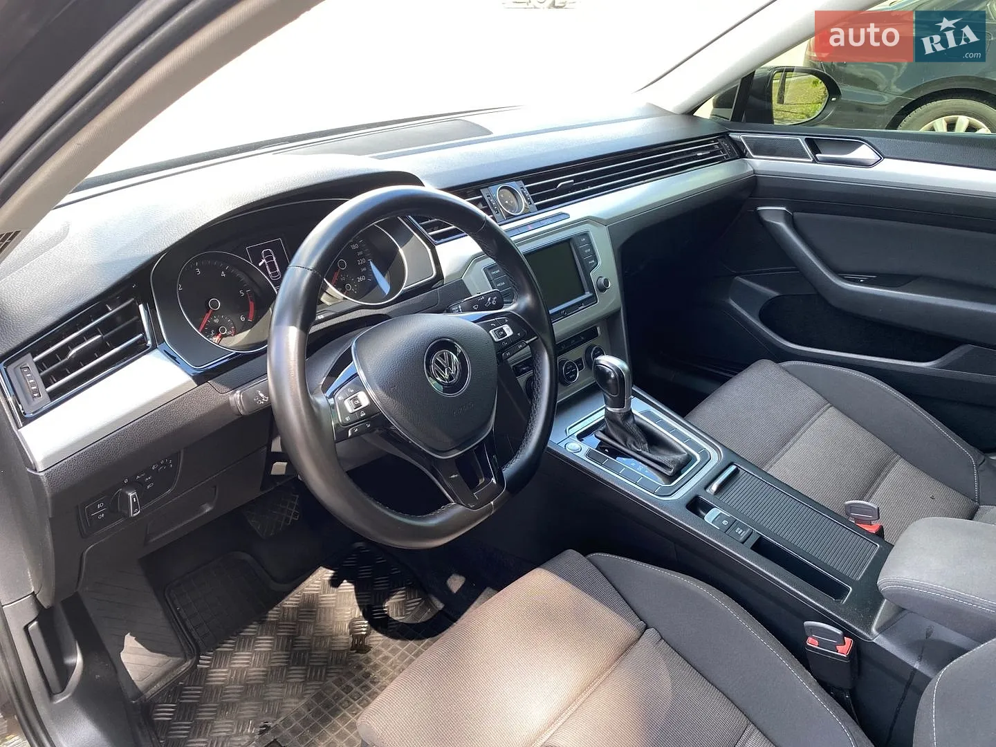 2016 Volkswagen Passat - мініатюра 18