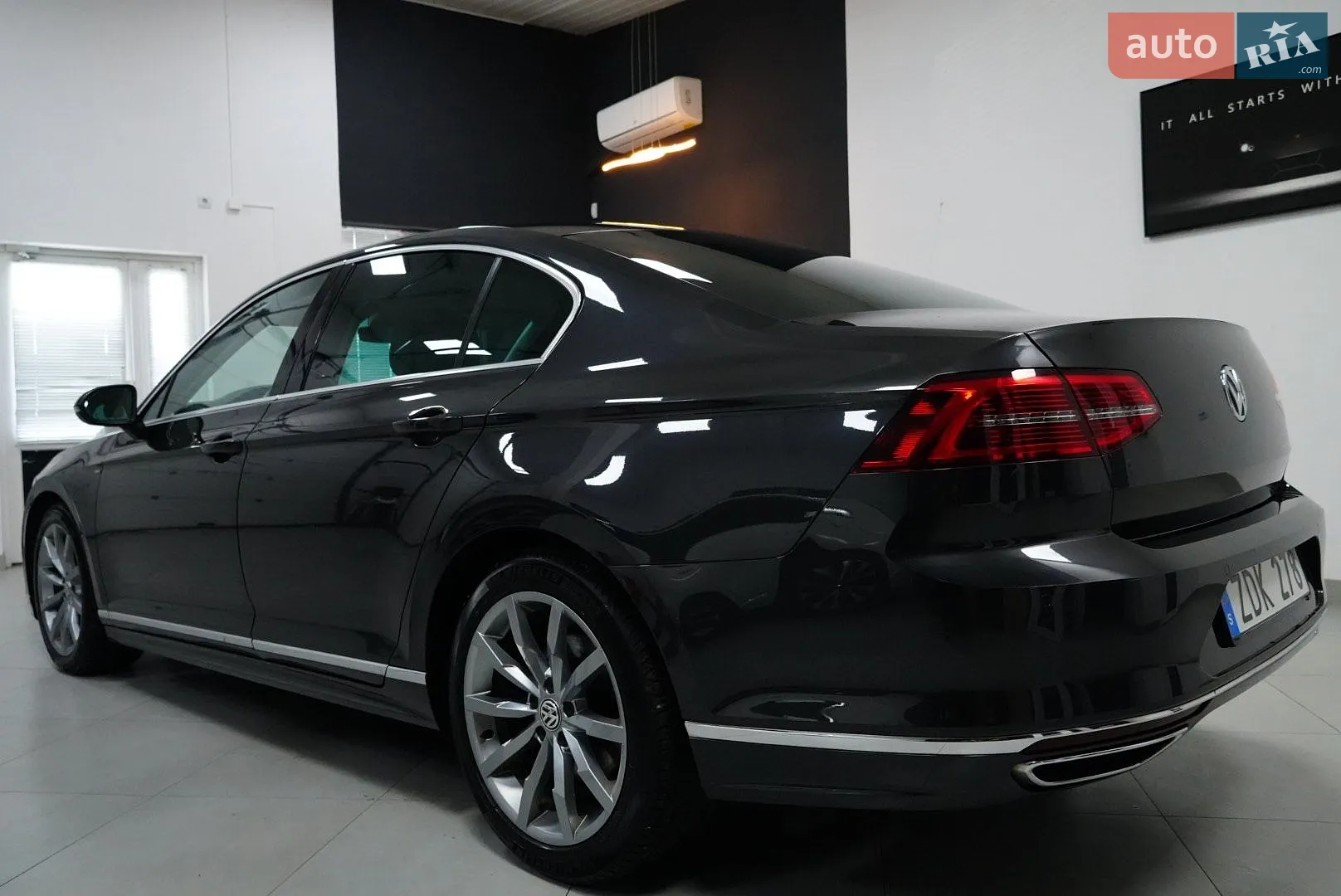 2018 Volkswagen Passat - мініатюра 4