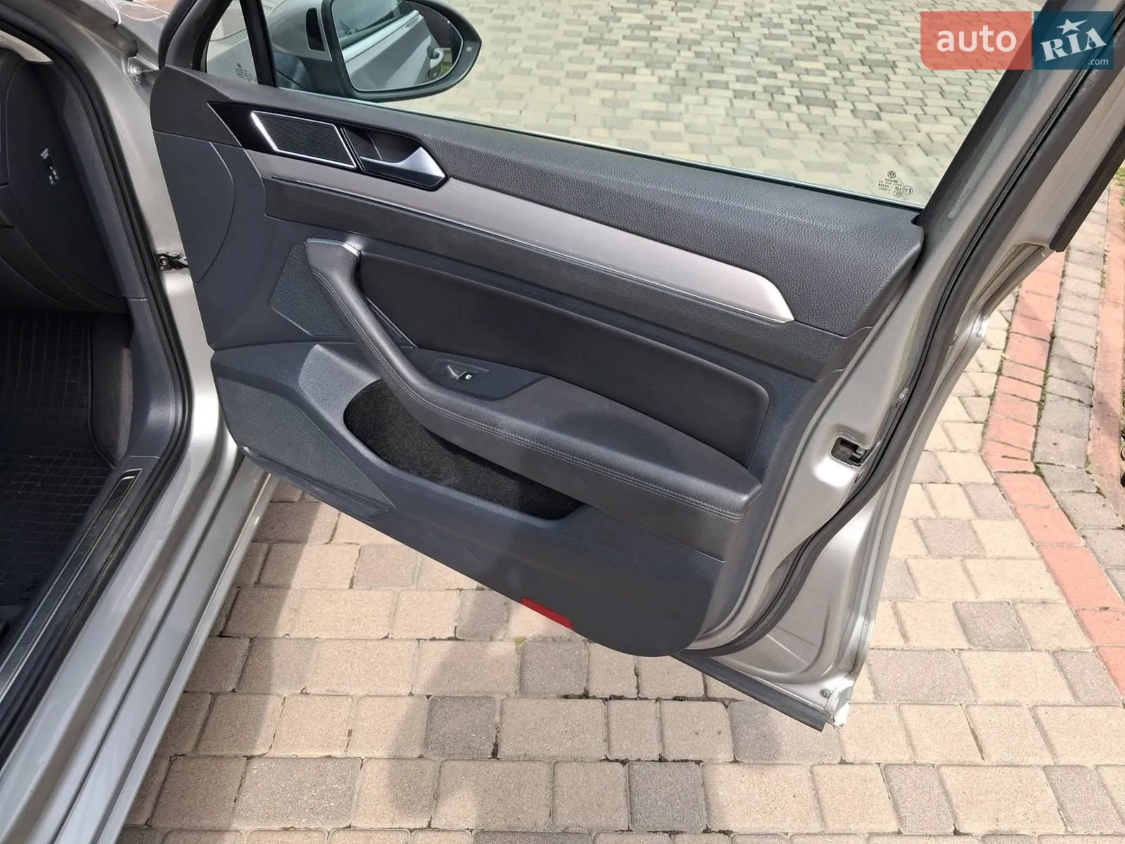 2015 Volkswagen Passat - мініатюра 27
