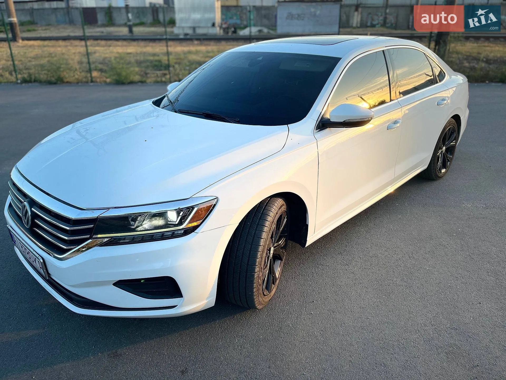 2020 Volkswagen Passat - мініатюра 2