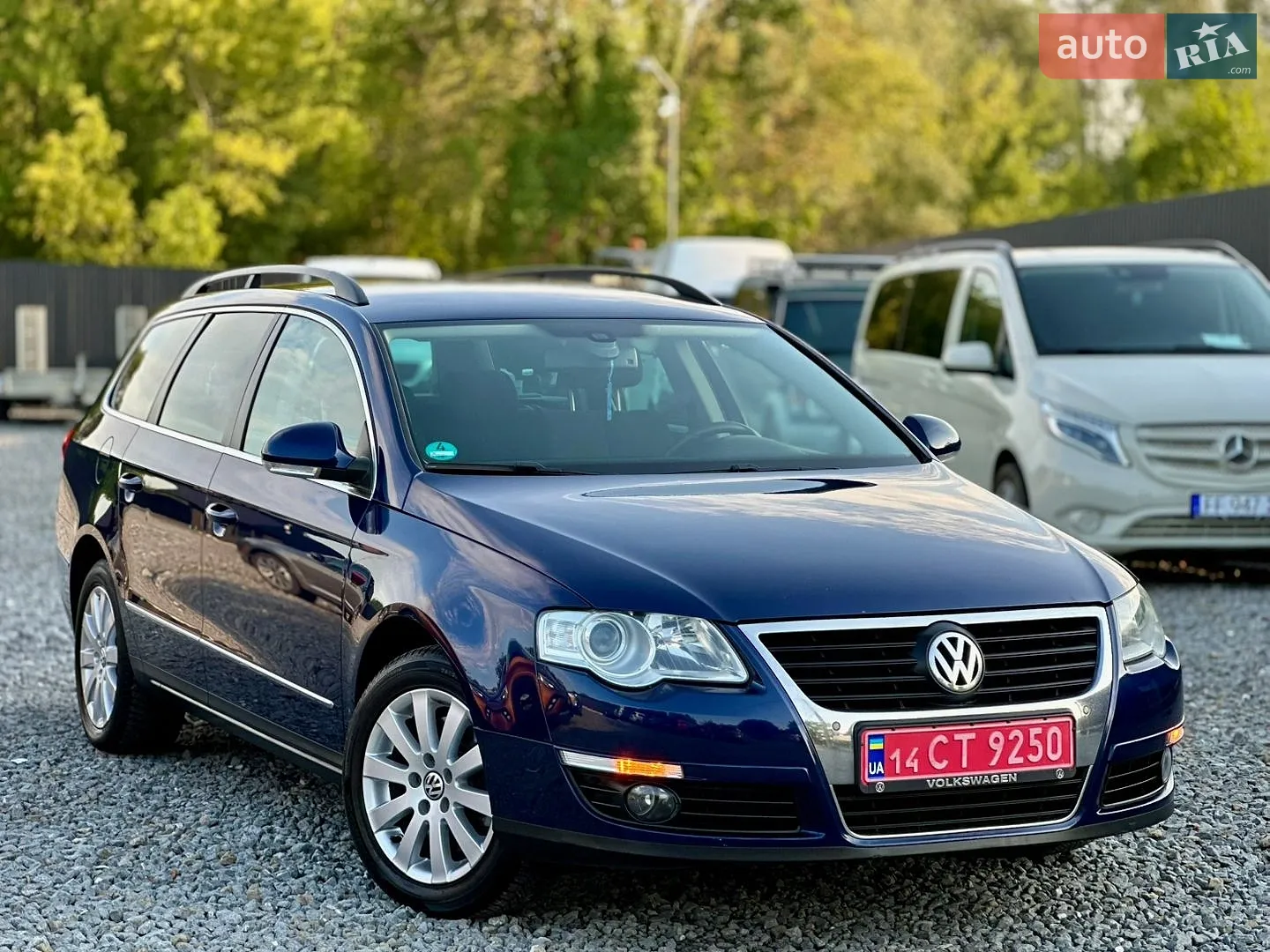 2010 Volkswagen Passat - мініатюра 2