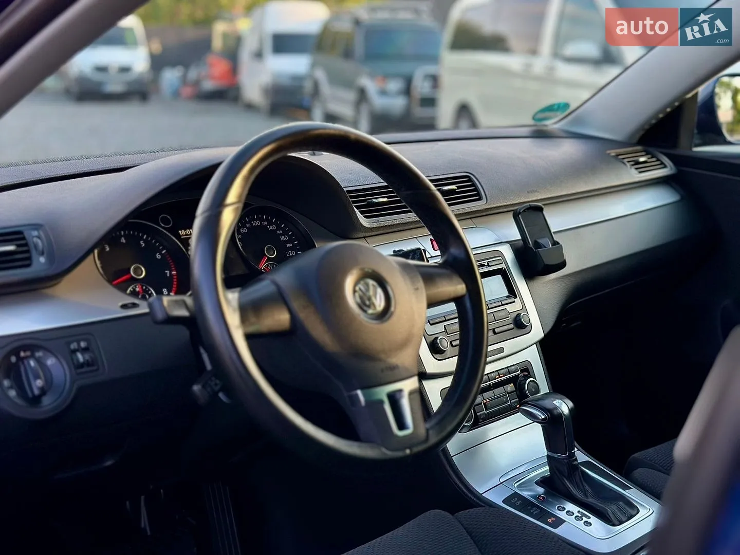 2010 Volkswagen Passat - мініатюра 4