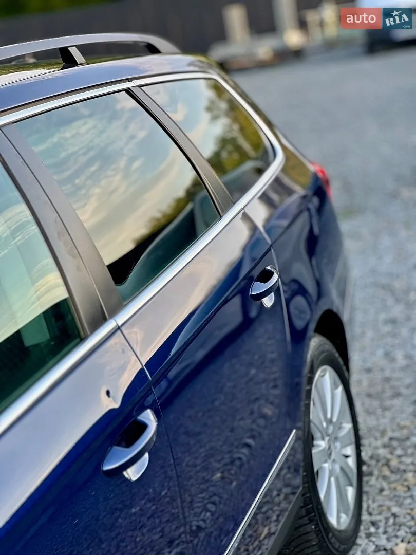 2010 Volkswagen Passat - мініатюра 10
