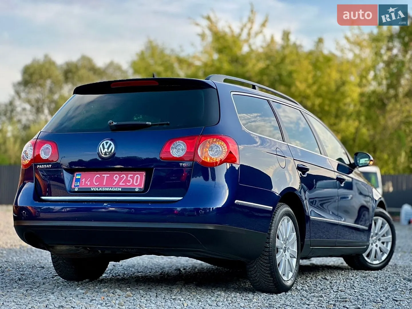 2010 Volkswagen Passat - мініатюра 19
