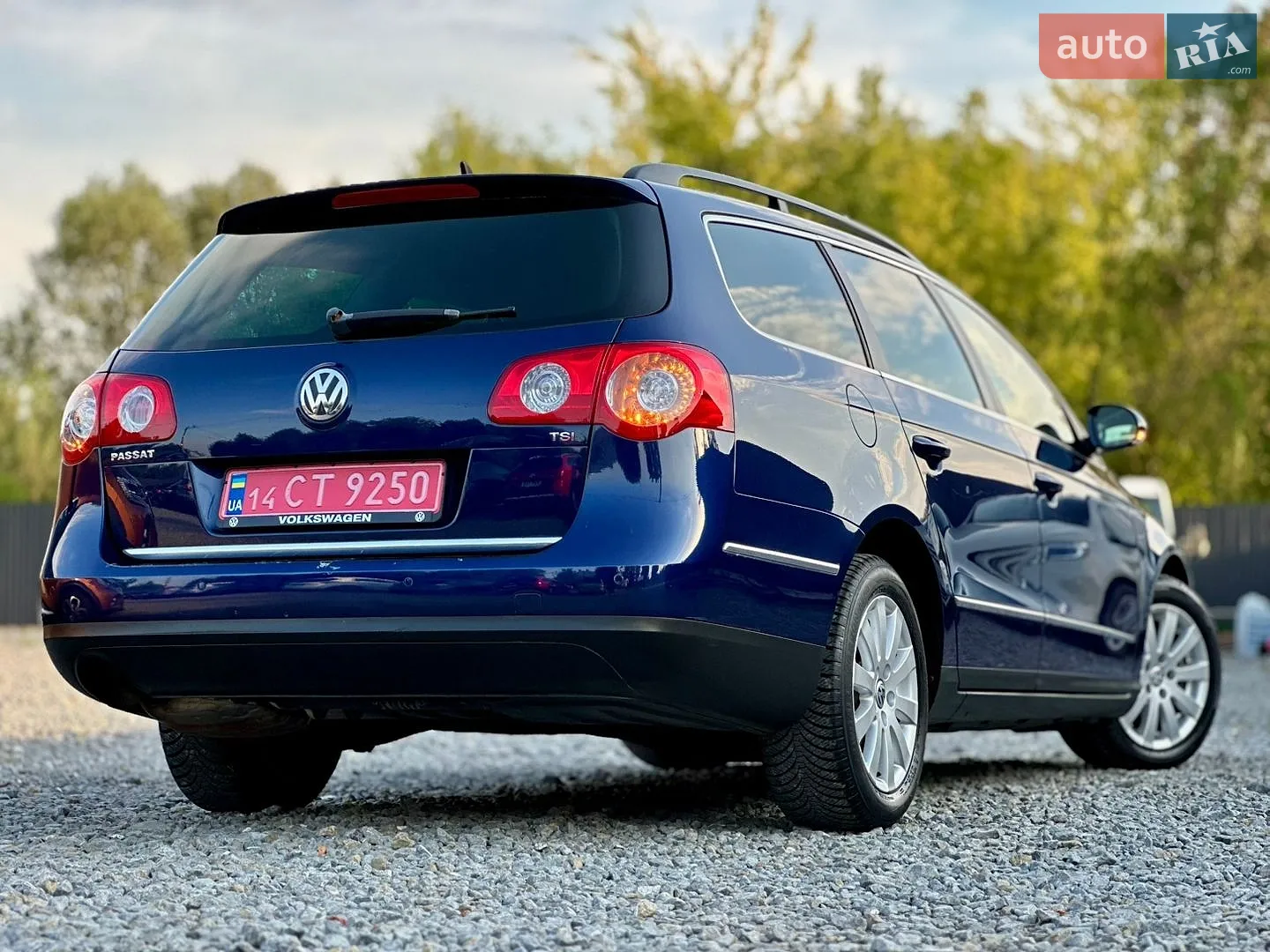 2010 Volkswagen Passat - мініатюра 21