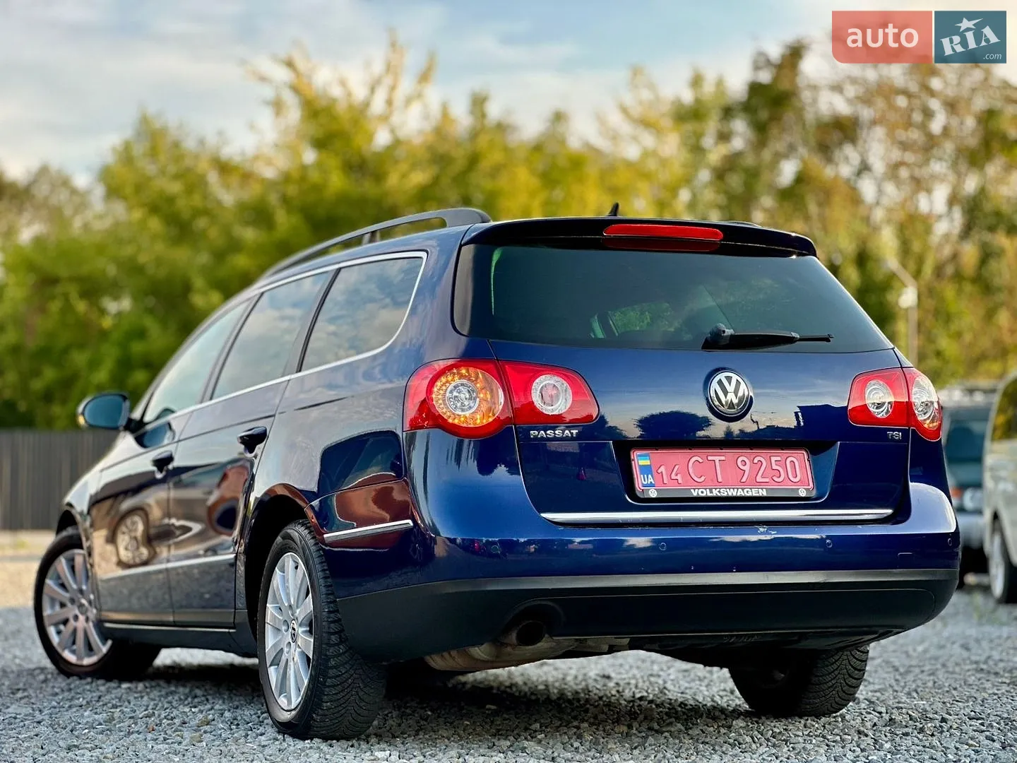 2010 Volkswagen Passat - мініатюра 25