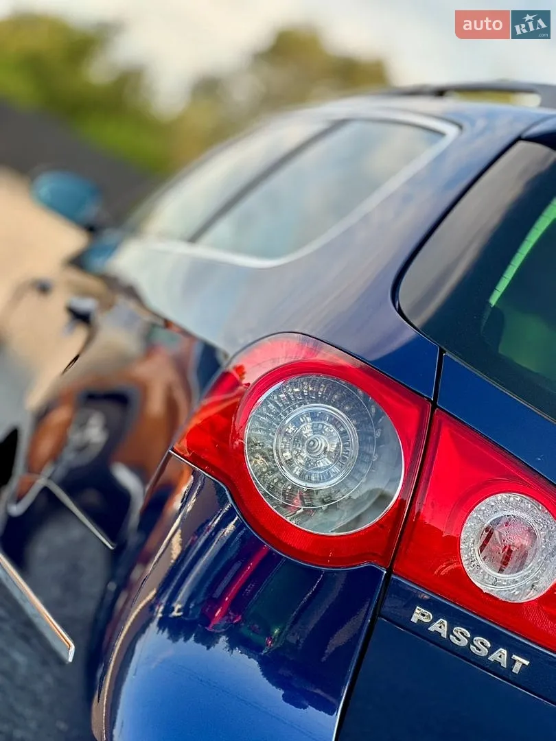 2010 Volkswagen Passat - мініатюра 28