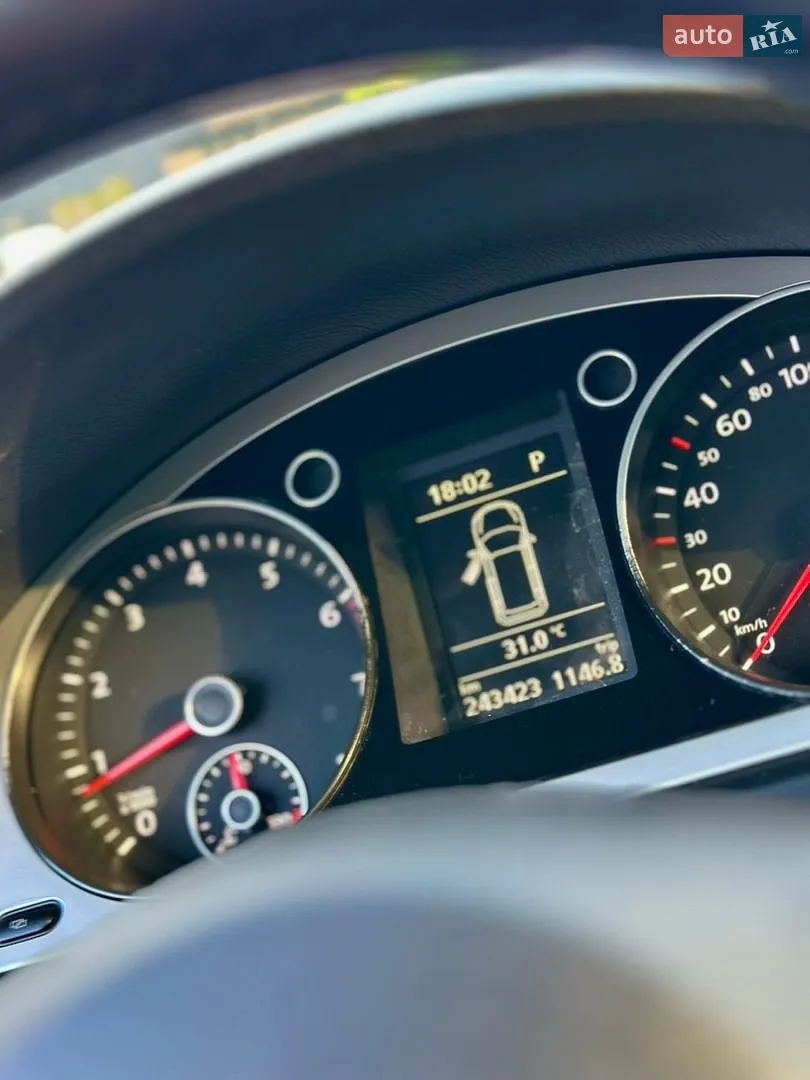 2010 Volkswagen Passat - мініатюра 38