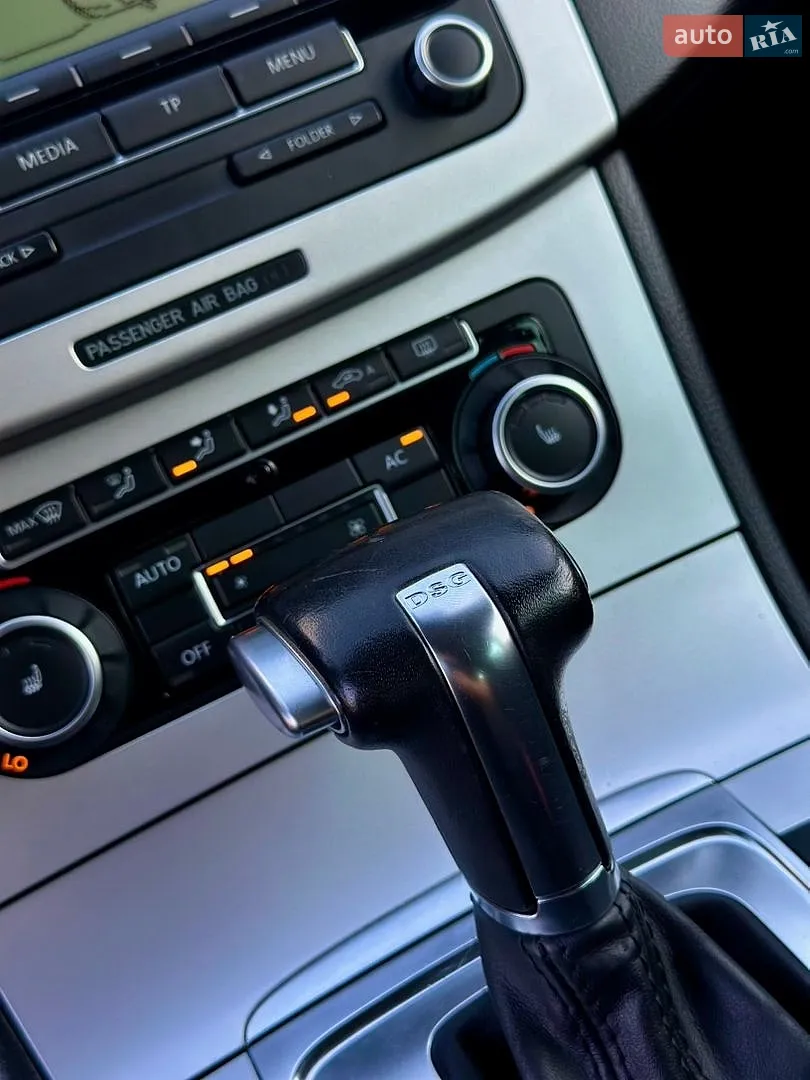 2010 Volkswagen Passat - мініатюра 46