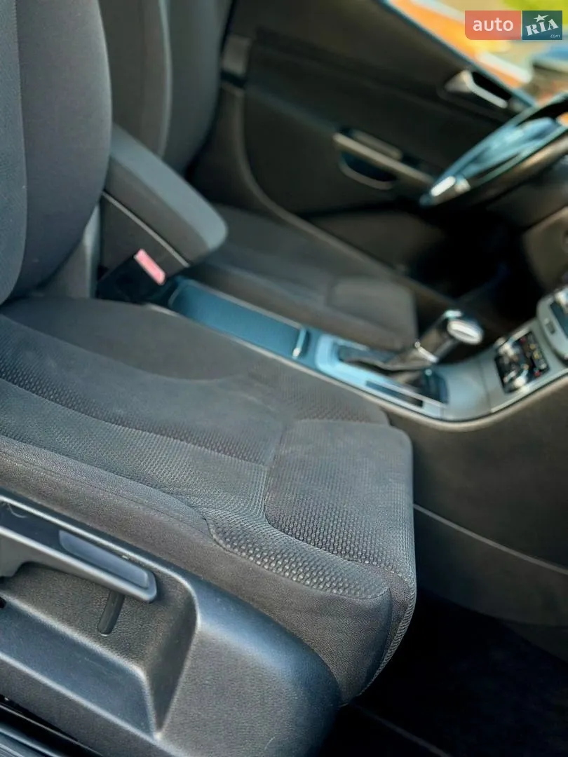 2010 Volkswagen Passat - мініатюра 58