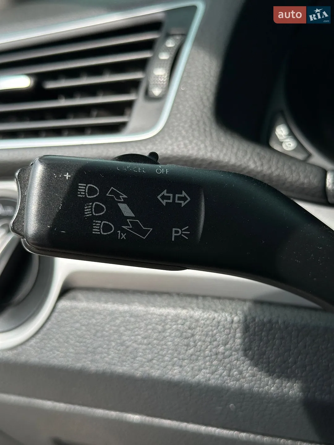 2014 Volkswagen Passat - мініатюра 32