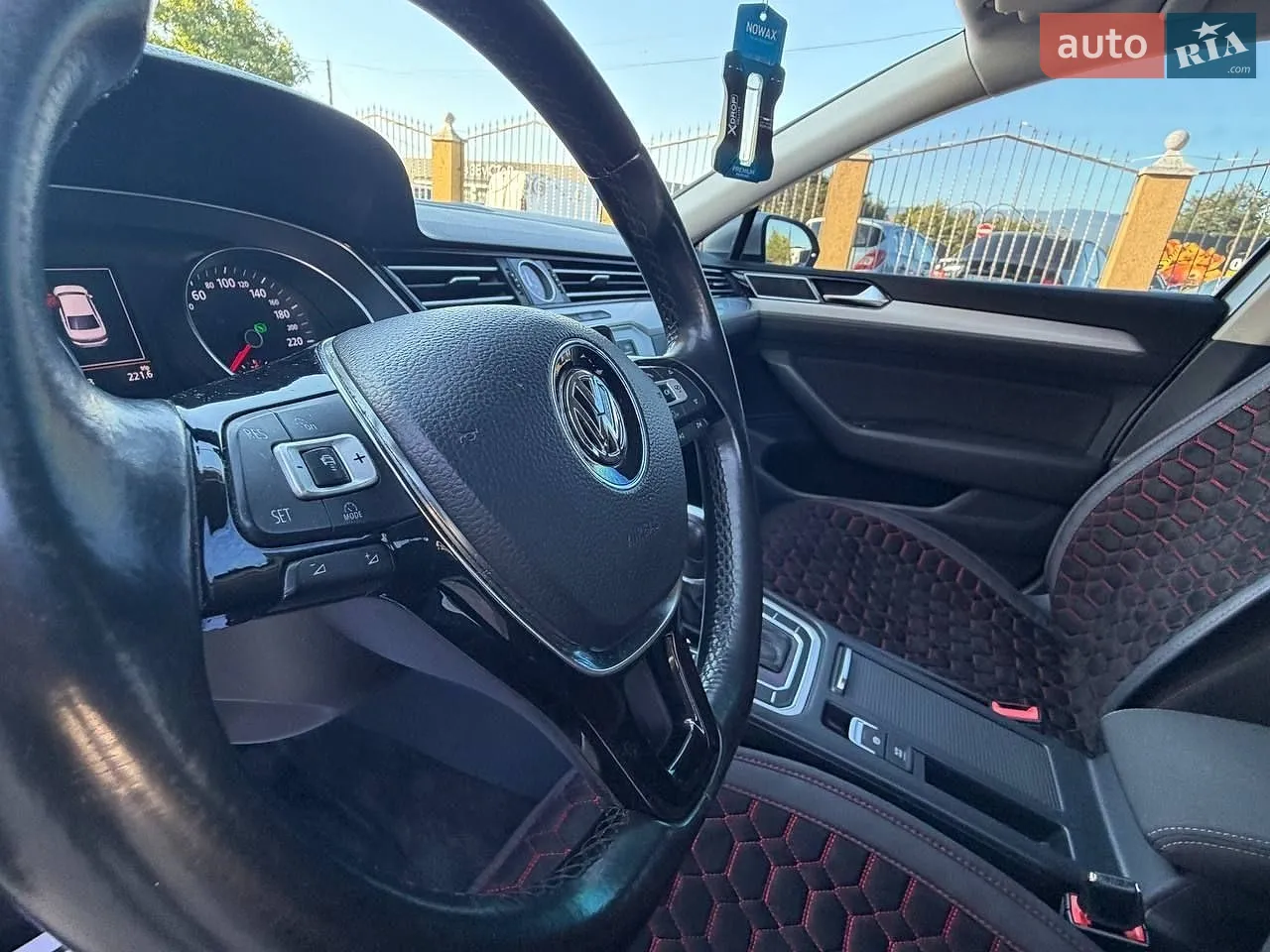 2014 Volkswagen Passat - мініатюра 4