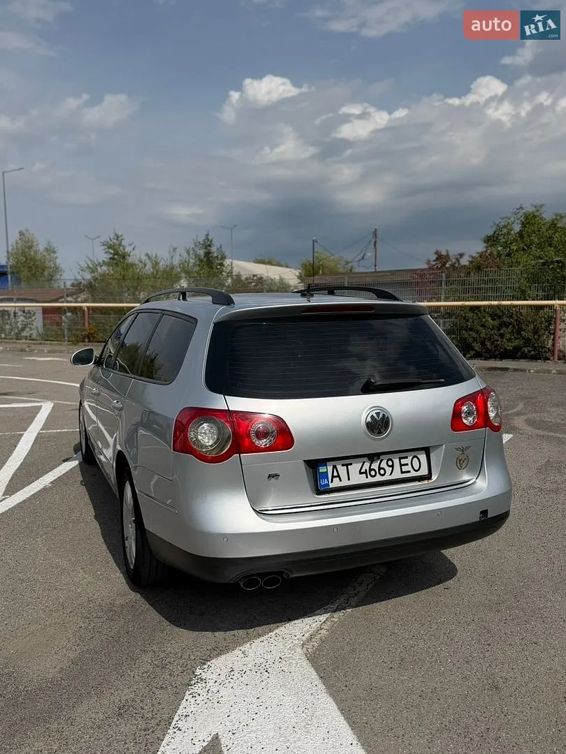 2010 Volkswagen Passat - мініатюра 7