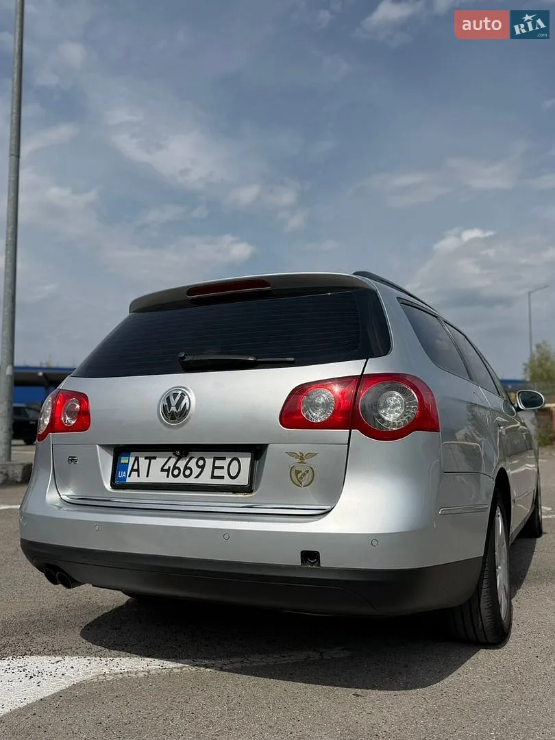 2010 Volkswagen Passat - мініатюра 6