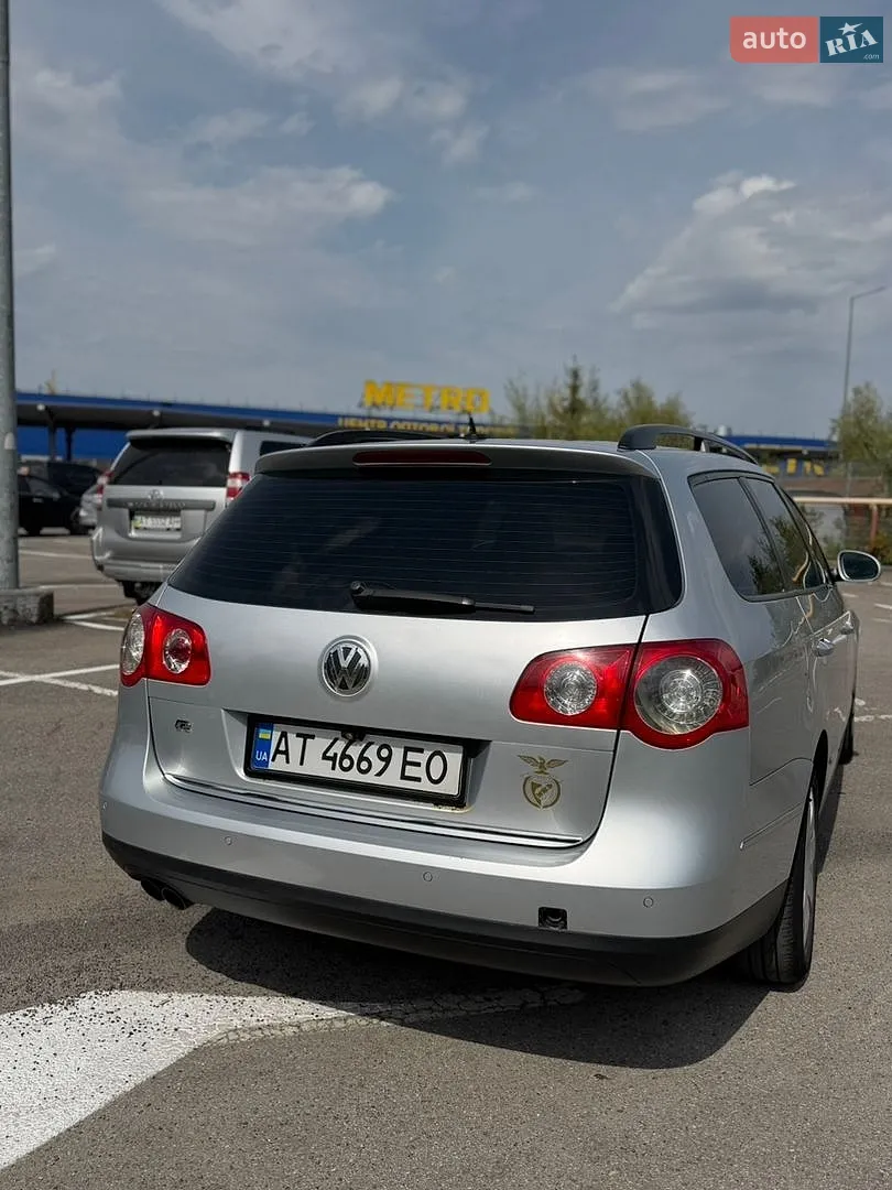 2010 Volkswagen Passat - мініатюра 5