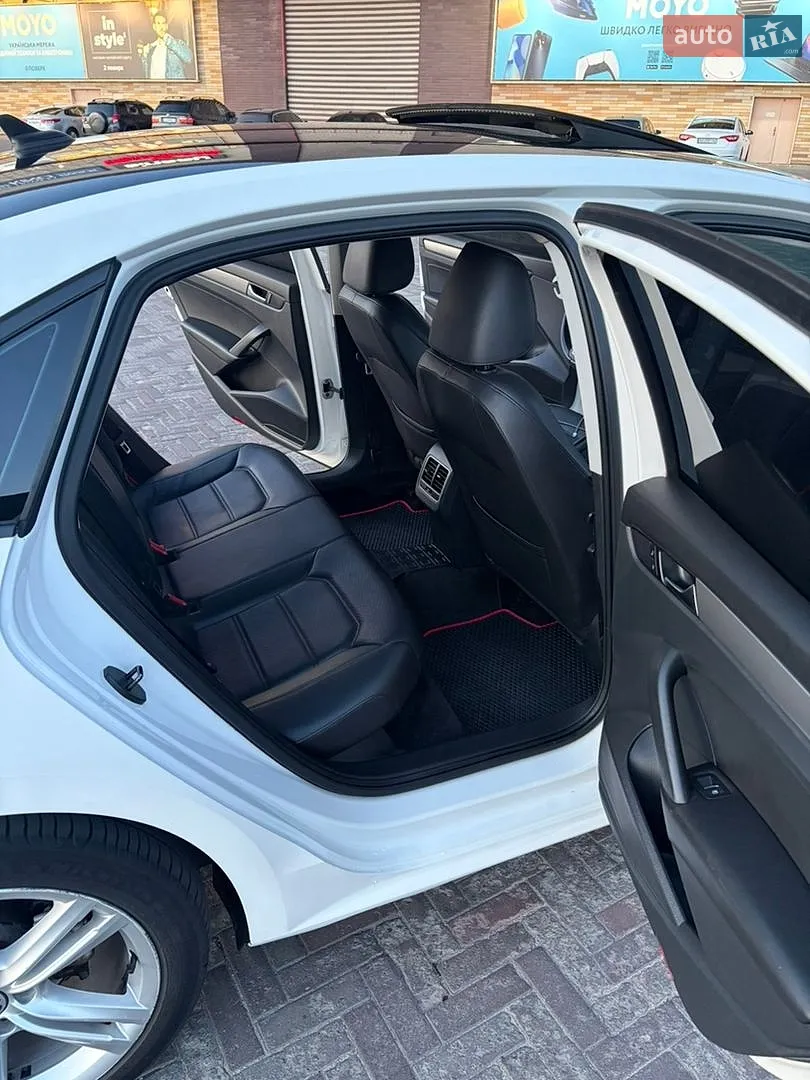 2014 Volkswagen Passat - мініатюра 8
