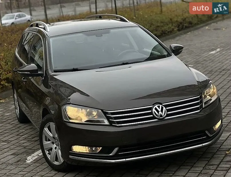 2012 Volkswagen Passat - мініатюра 3