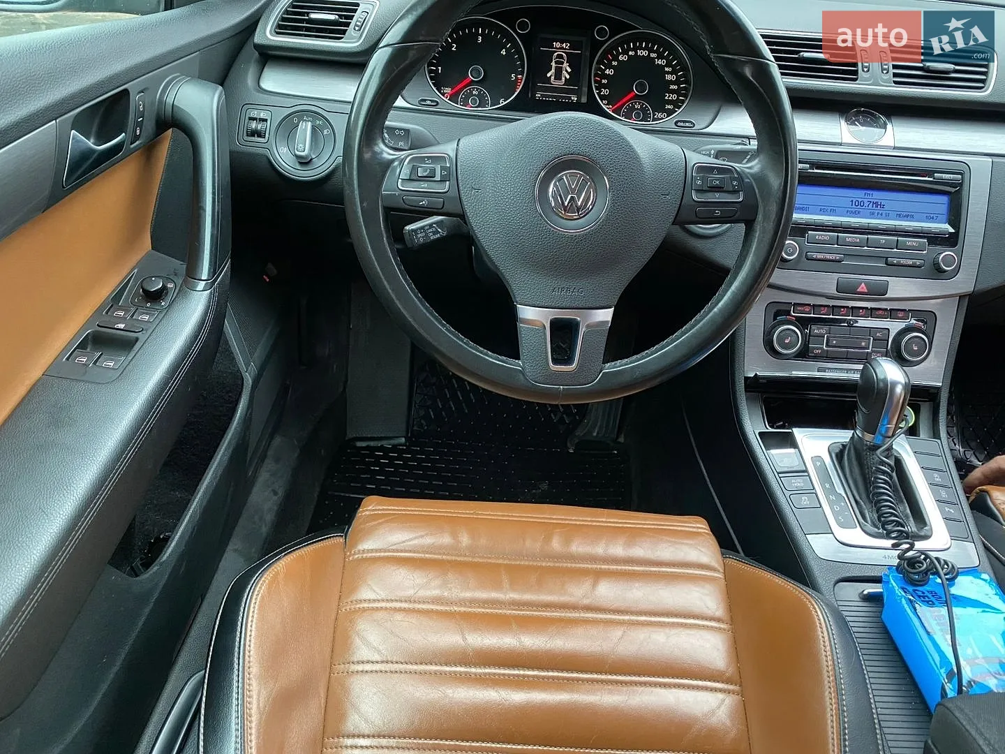 2011 Volkswagen Passat - мініатюра 2