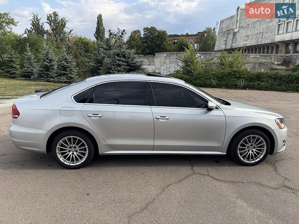 2012 Volkswagen Passat - мініатюра 6
