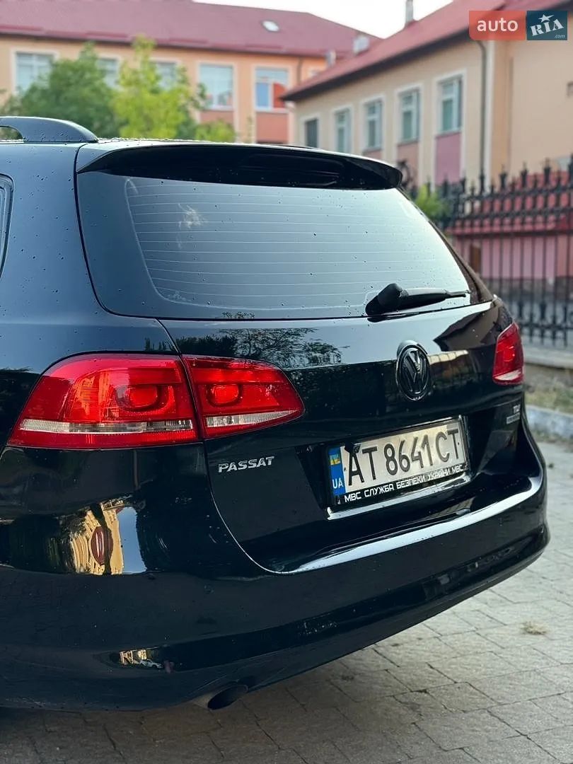2011 Volkswagen Passat - мініатюра 9