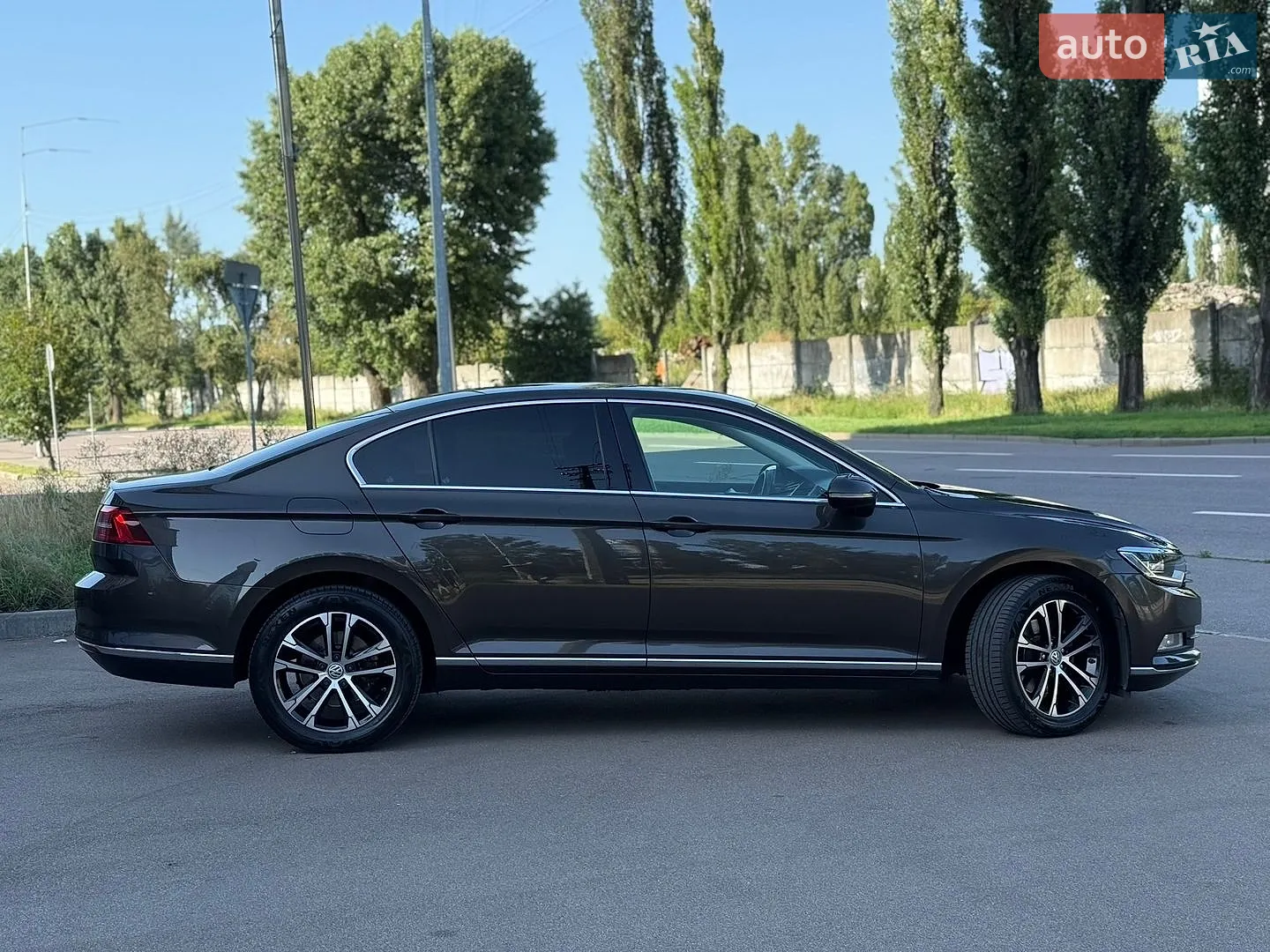 2016 Volkswagen Passat - мініатюра 17