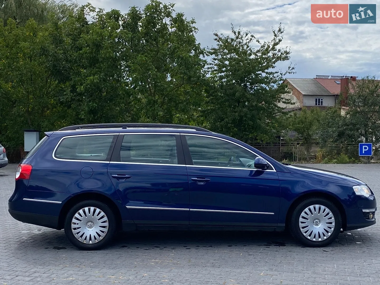 2010 Volkswagen Passat - мініатюра 7