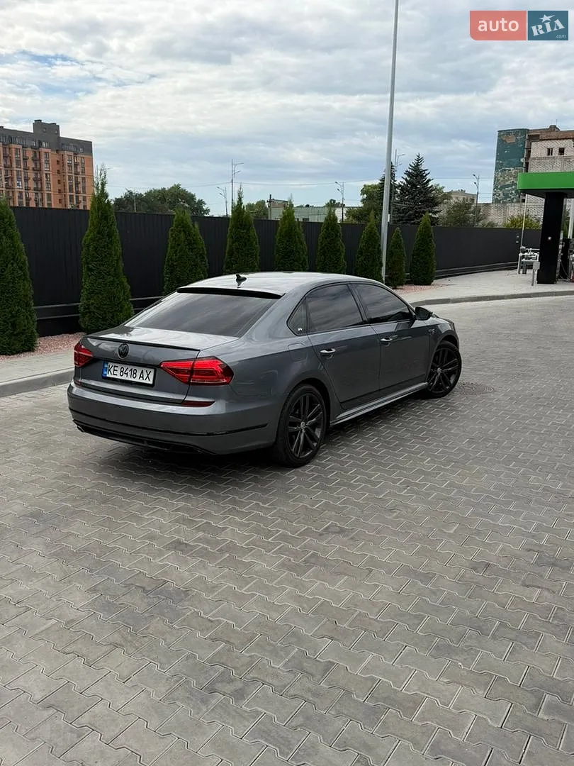 2016 Volkswagen Passat - мініатюра 8