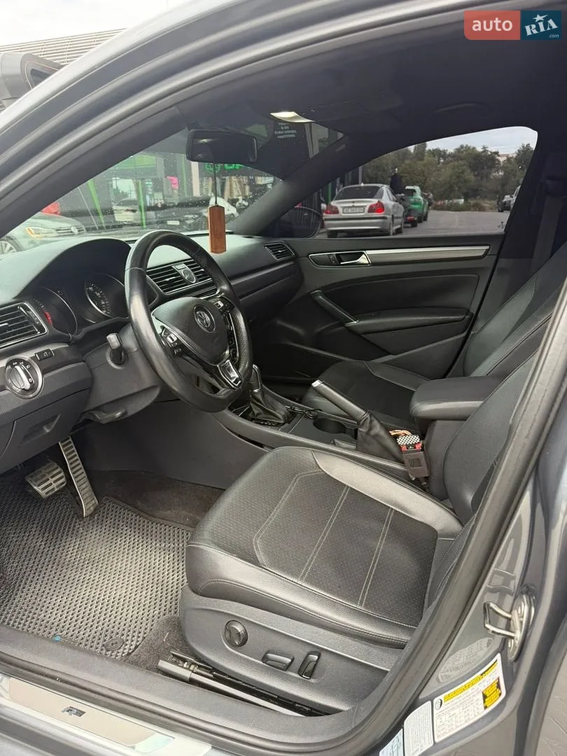 2016 Volkswagen Passat - мініатюра 12