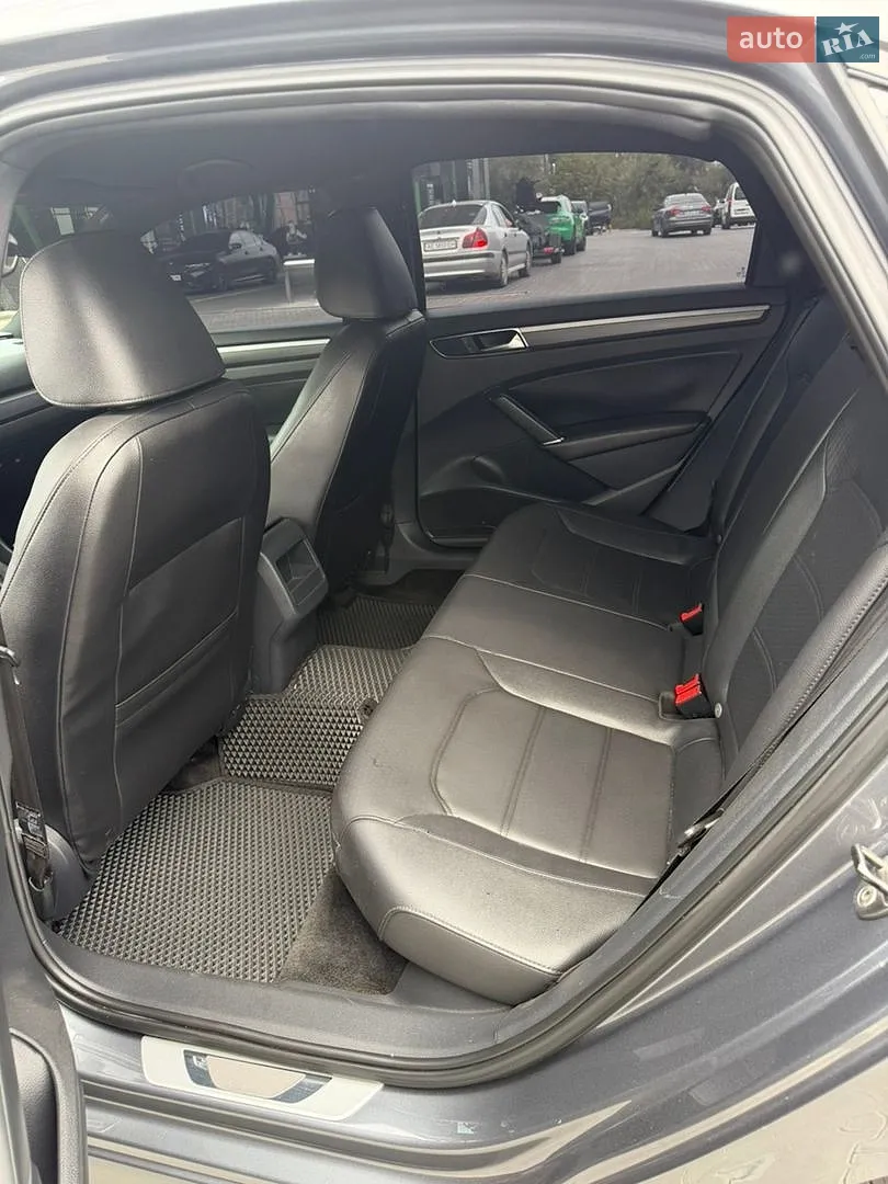 2016 Volkswagen Passat - мініатюра 13