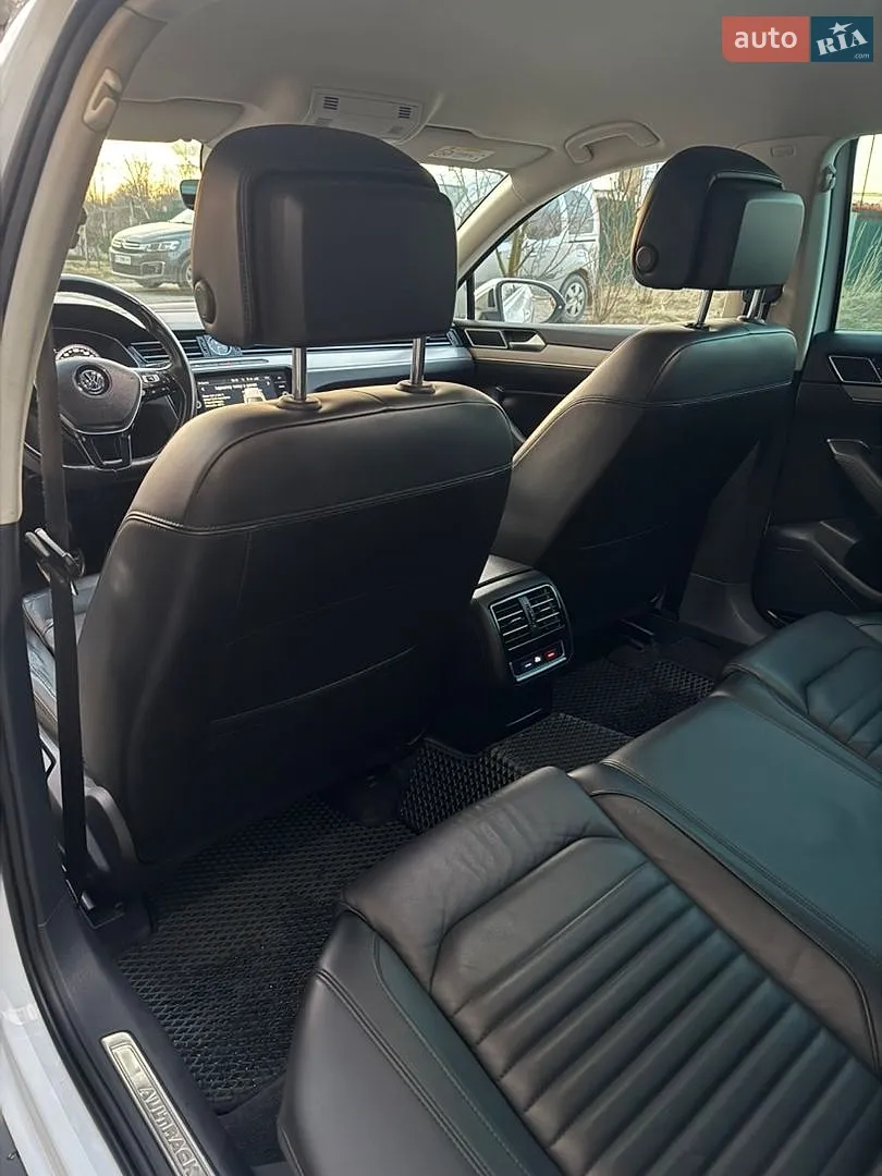 2018 Volkswagen Passat - мініатюра 40