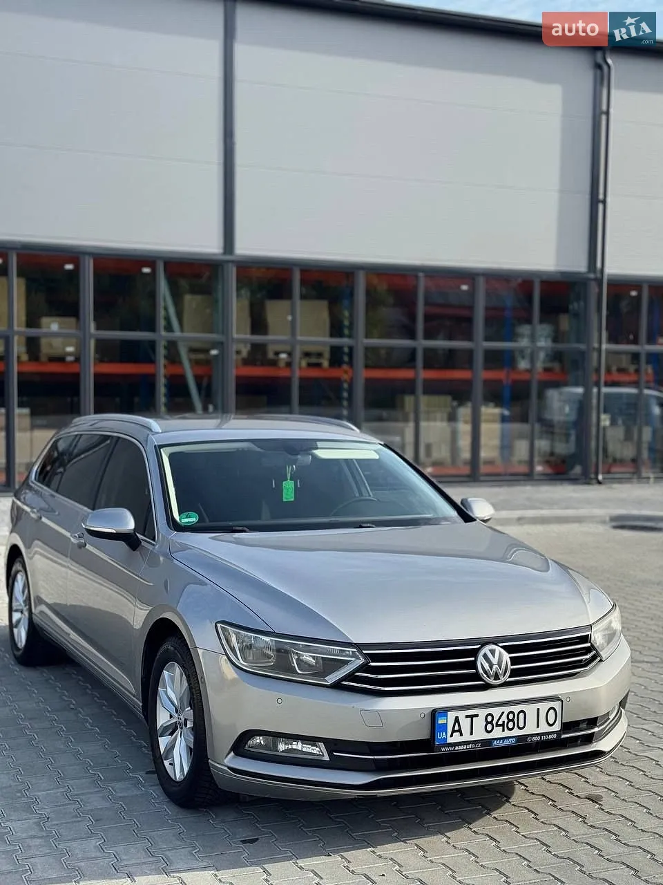 2015 Volkswagen Passat - мініатюра 2