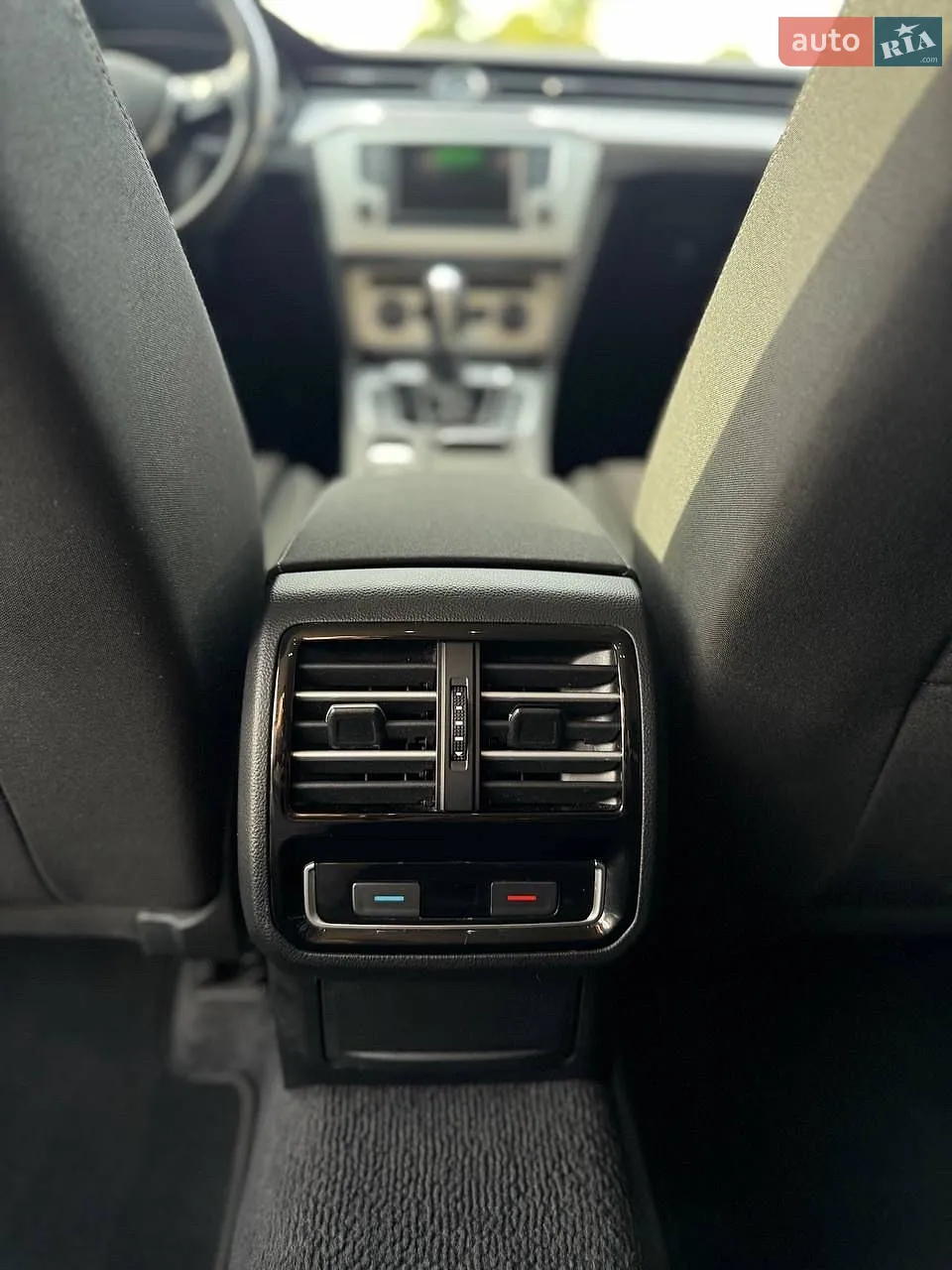 2015 Volkswagen Passat - мініатюра 20