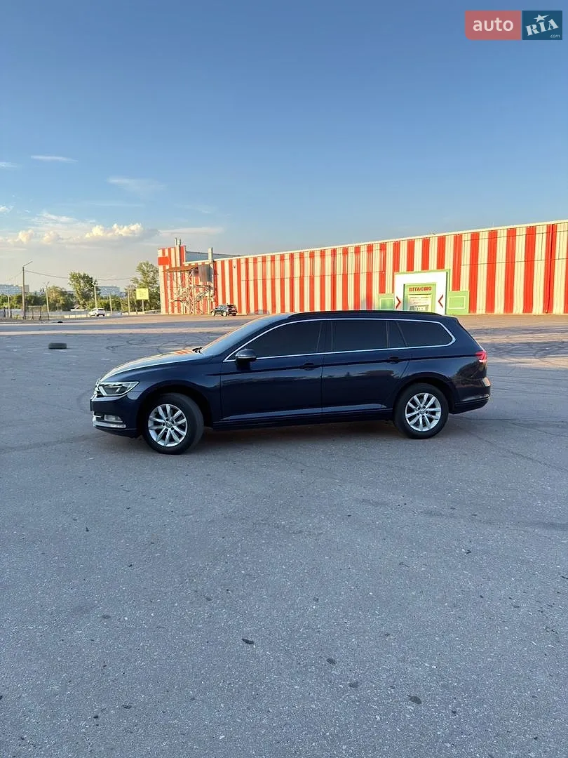 2015 Volkswagen Passat - мініатюра 3