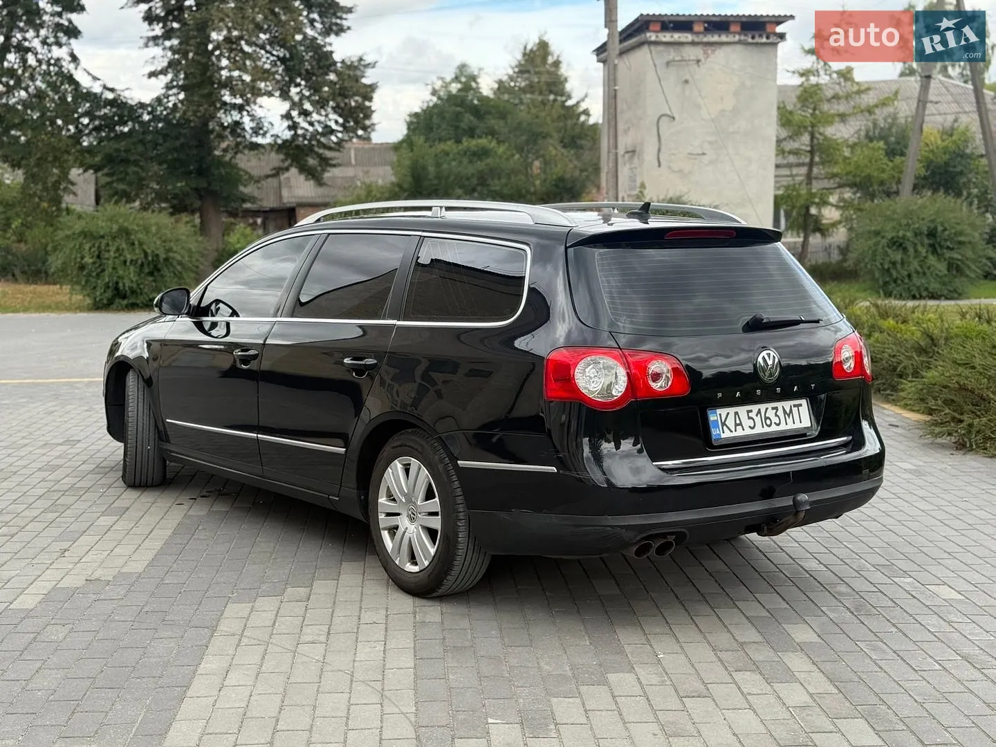 2010 Volkswagen Passat - мініатюра 3