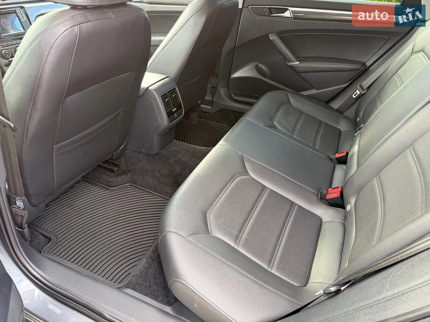 2016 Volkswagen Passat - мініатюра 13