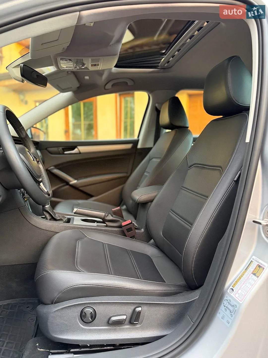 2021 Volkswagen Passat - мініатюра 14