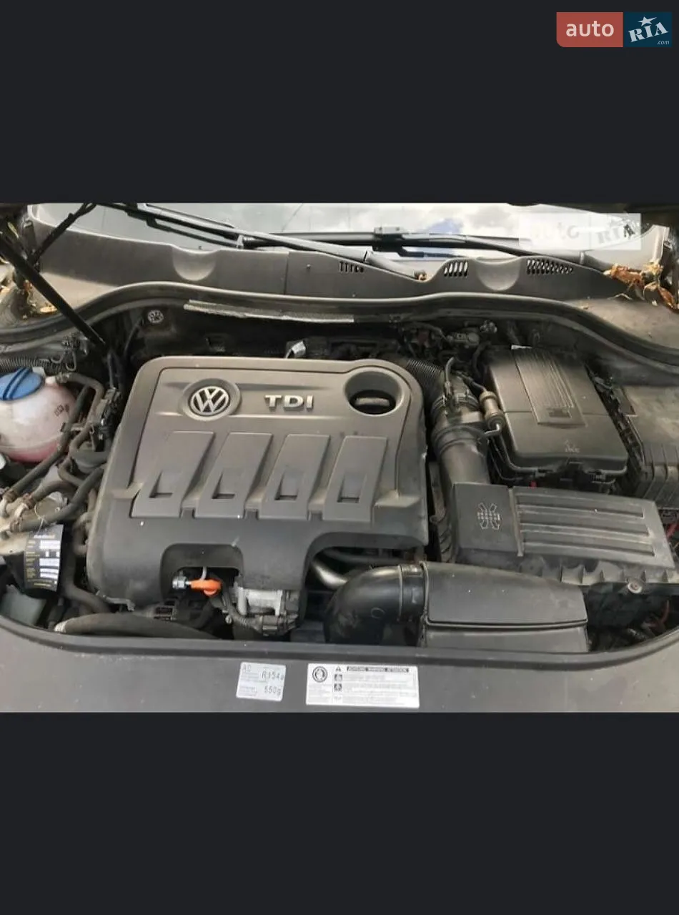 2011 Volkswagen Passat - мініатюра 2