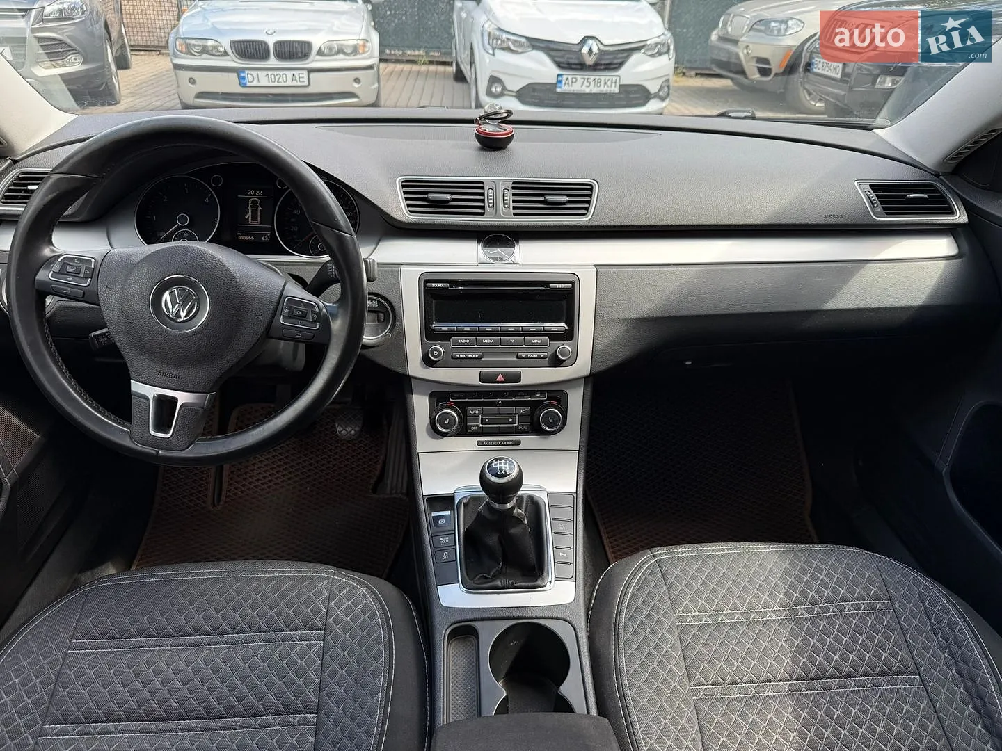 2011 Volkswagen Passat - мініатюра 9