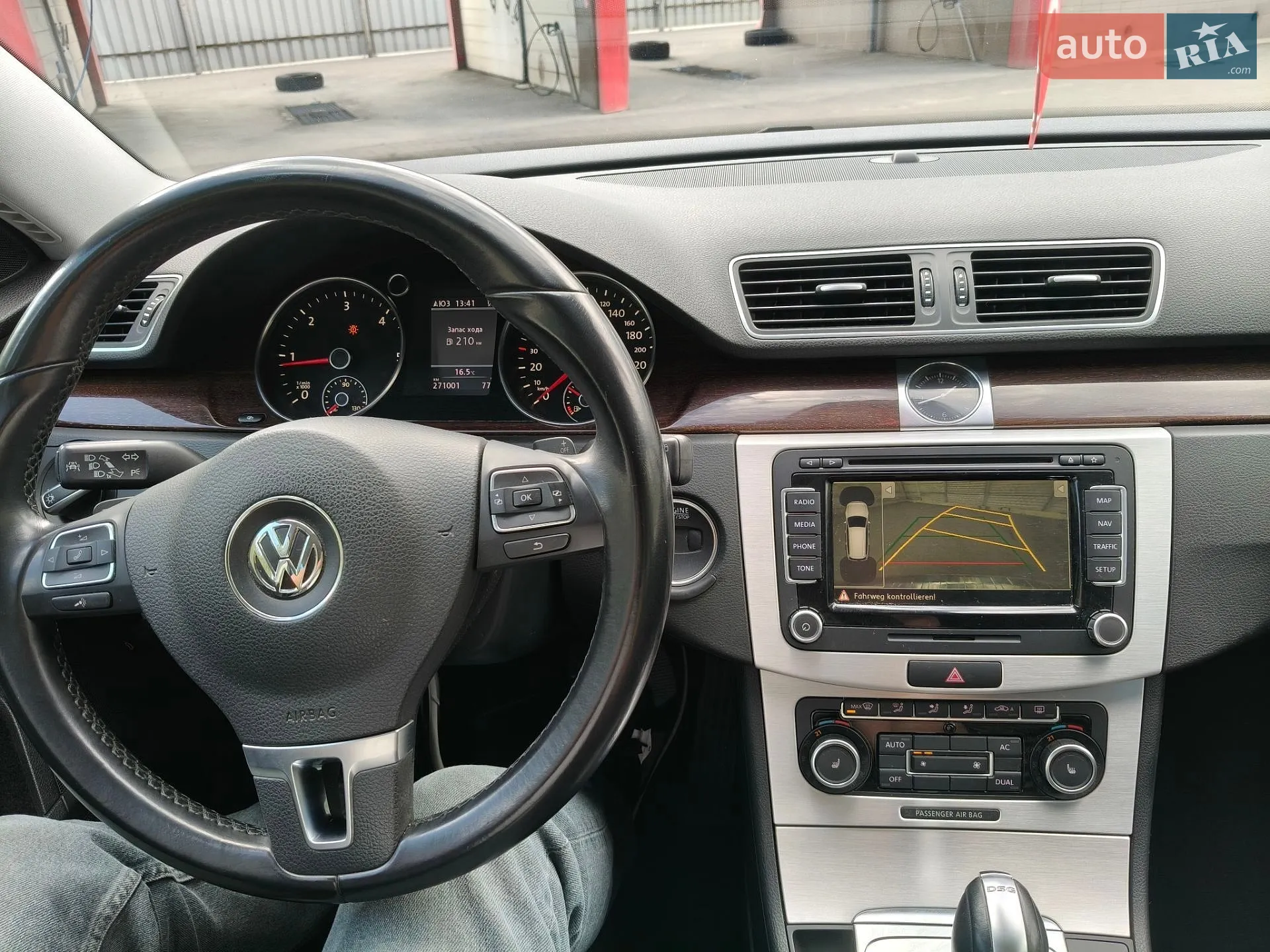 2011 Volkswagen Passat - мініатюра 26