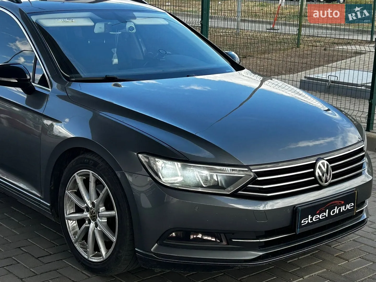 2015 Volkswagen Passat - мініатюра 5
