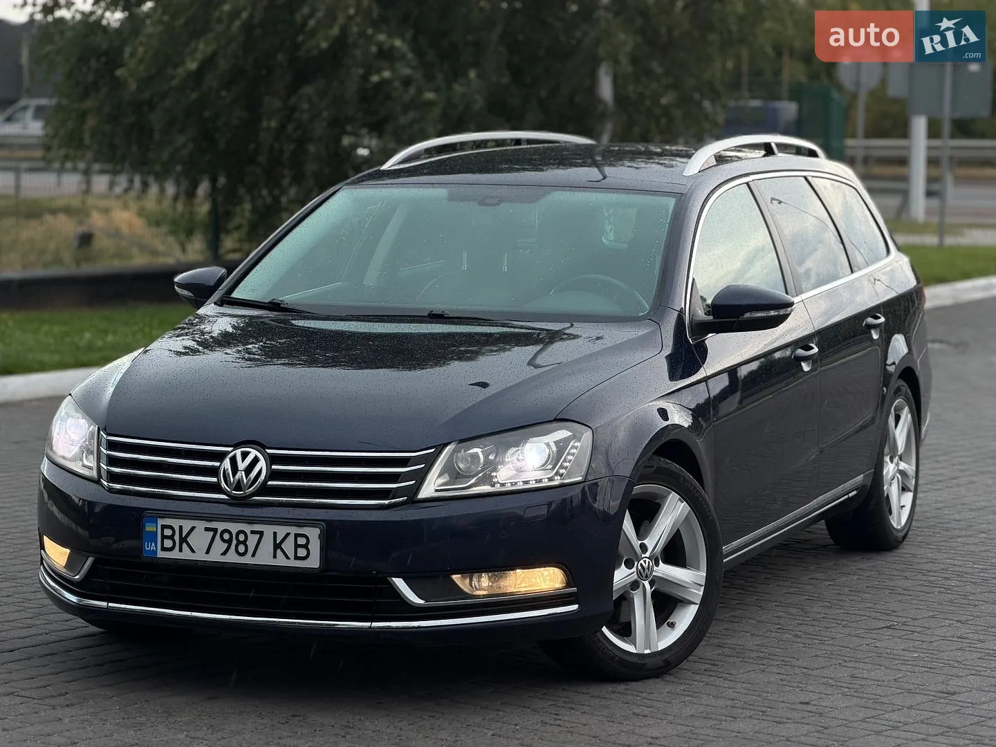 2011 Volkswagen Passat - фото 1