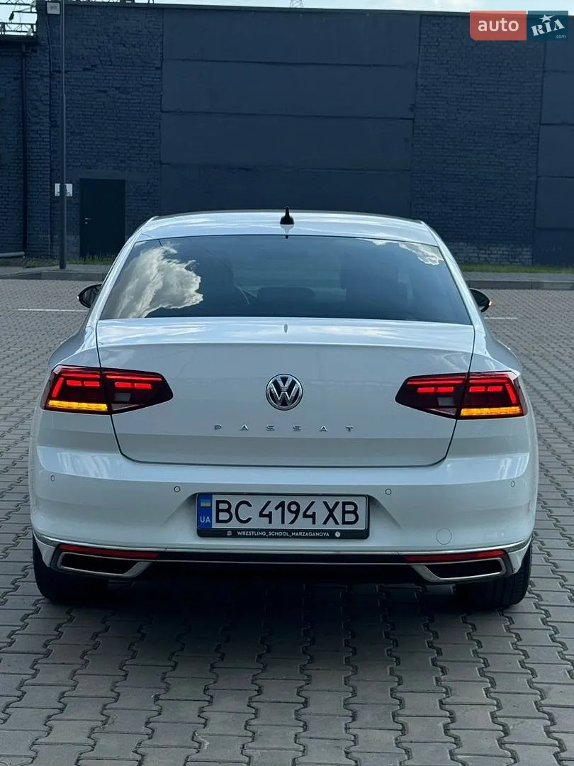 2020 Volkswagen Passat - мініатюра 13