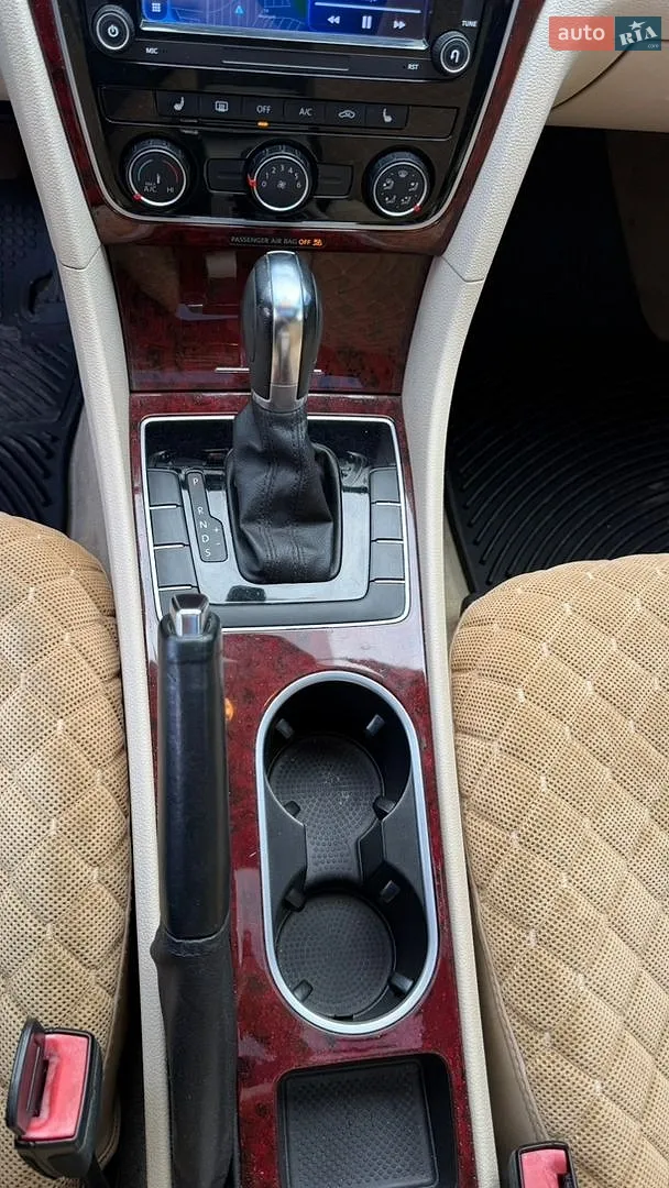 2012 Volkswagen Passat - мініатюра 16