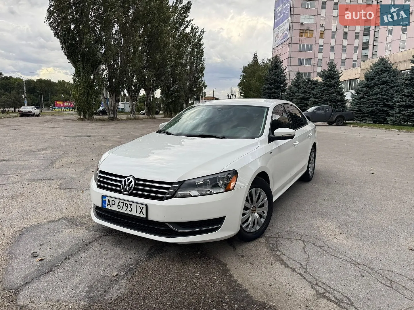 2013 Volkswagen Passat - фото 1