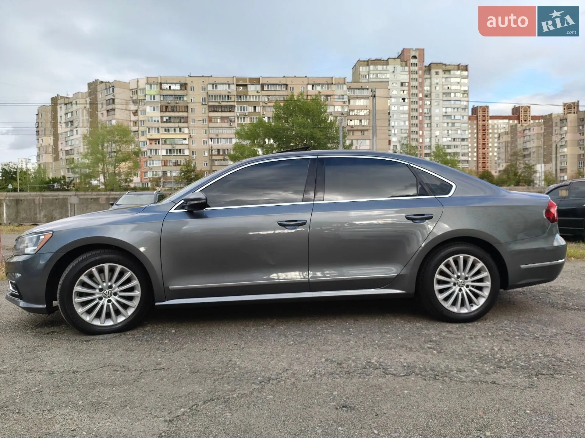 2017 Volkswagen Passat - мініатюра 2