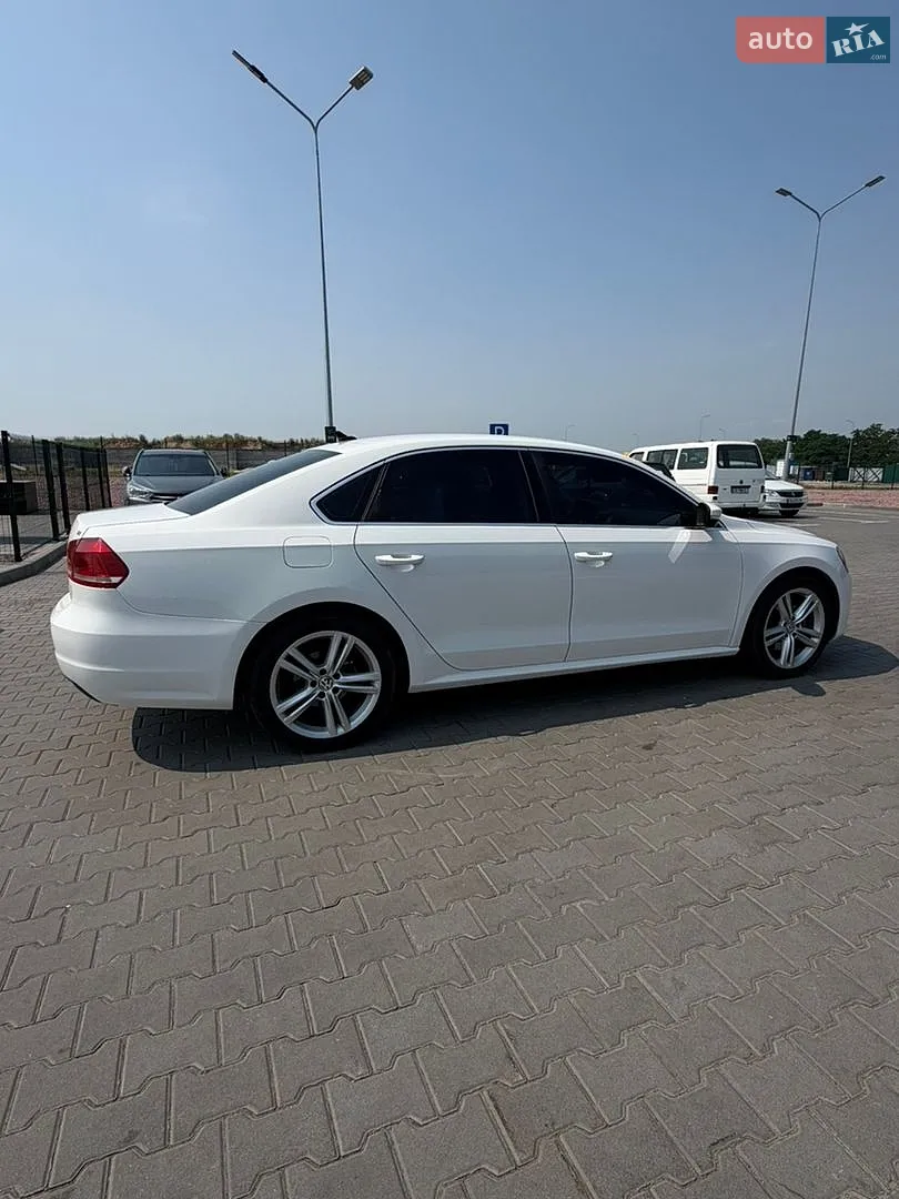 2013 Volkswagen Passat - мініатюра 5