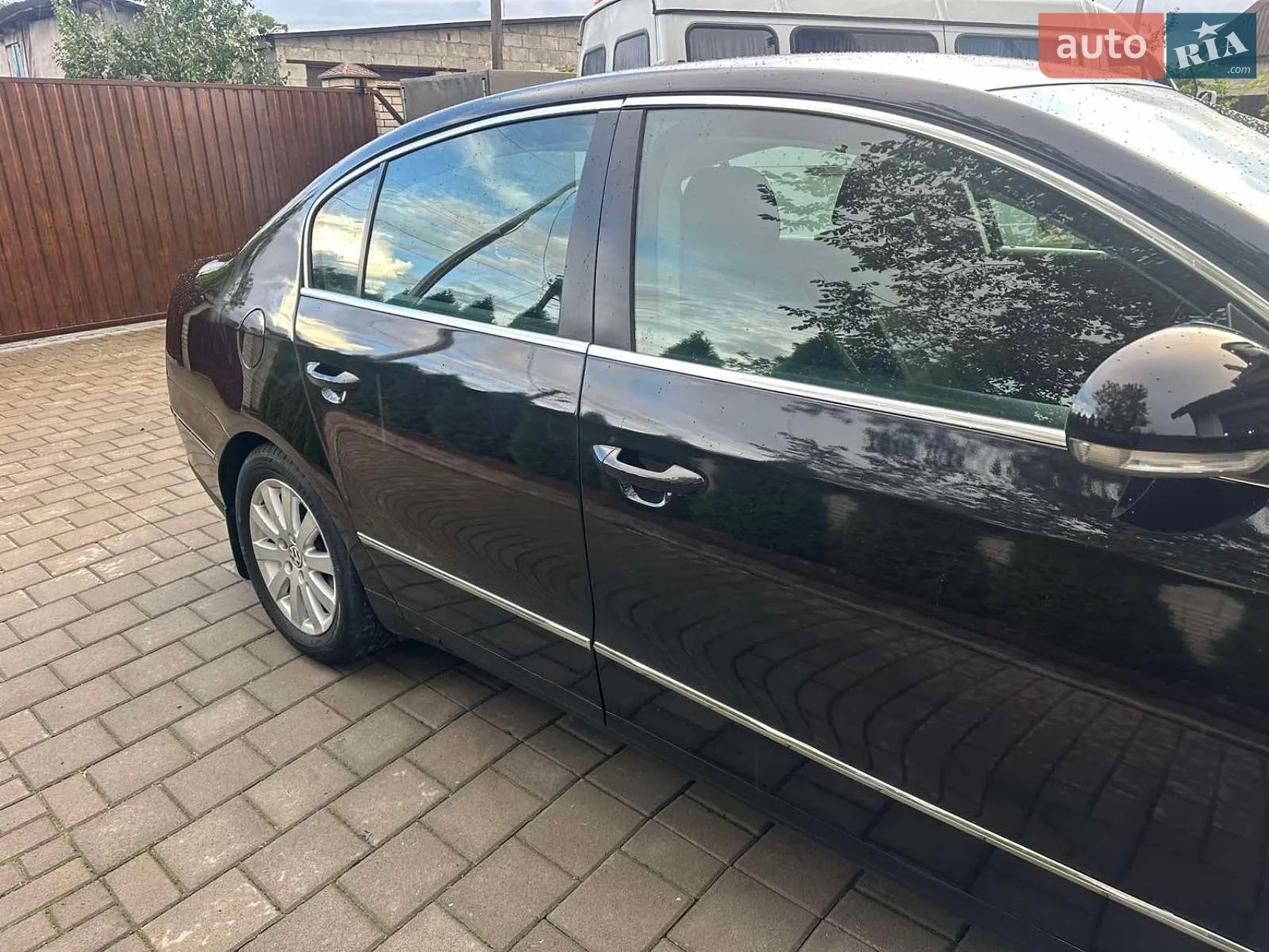 2010 Volkswagen Passat - мініатюра 4