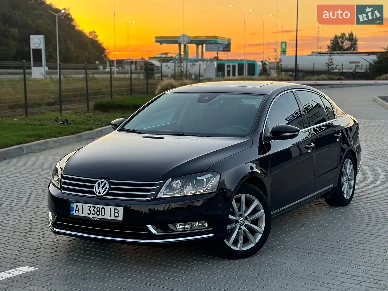 2012 Volkswagen Passat - мініатюра 24