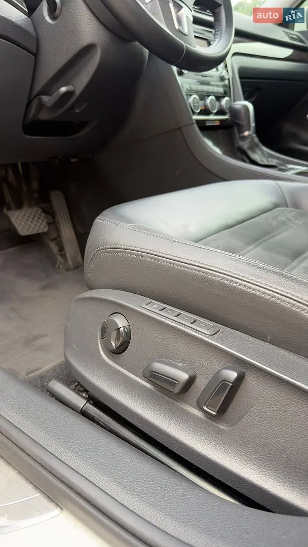 2014 Volkswagen Passat - мініатюра 14